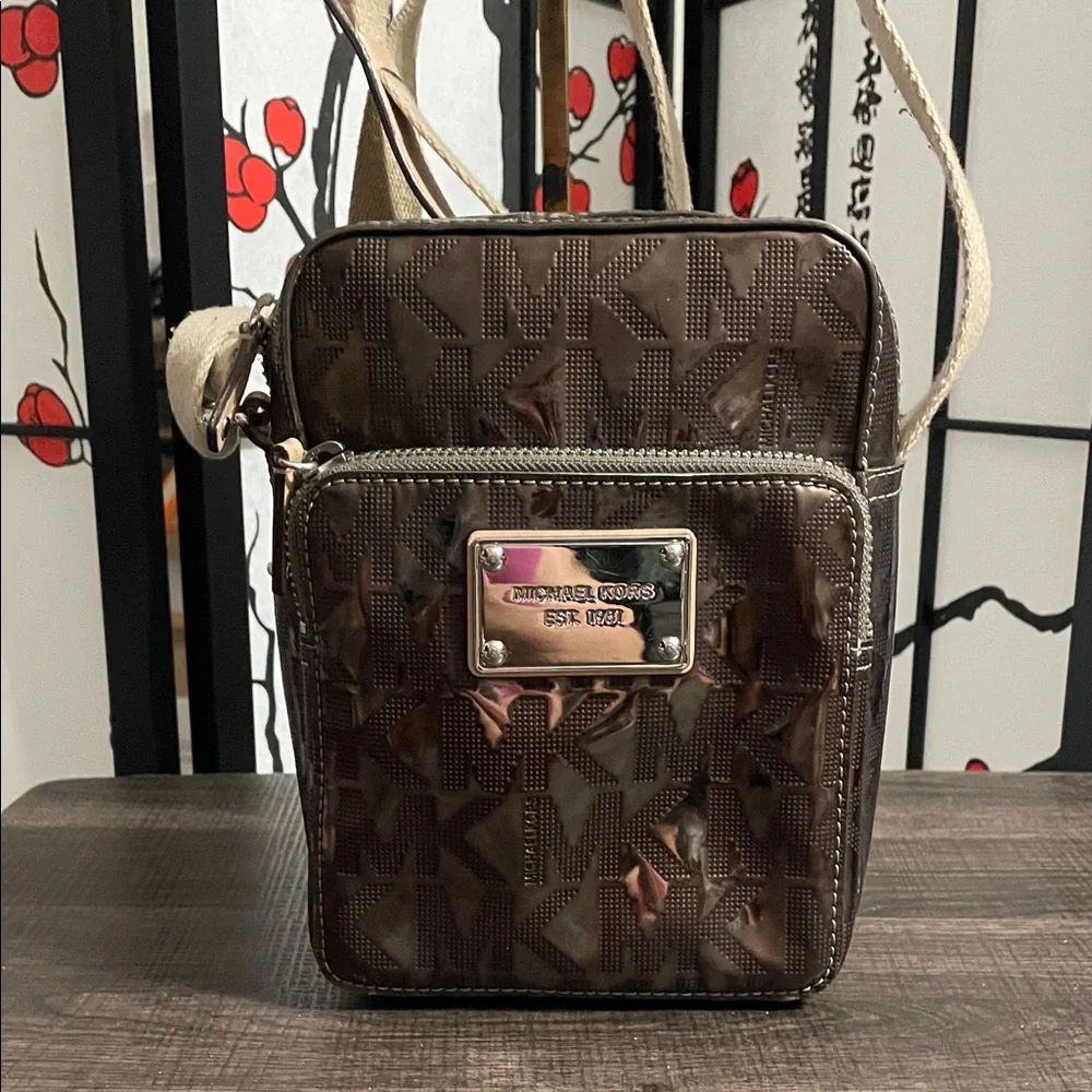 Michael Kors Black Patent Logo Plate Crossbody